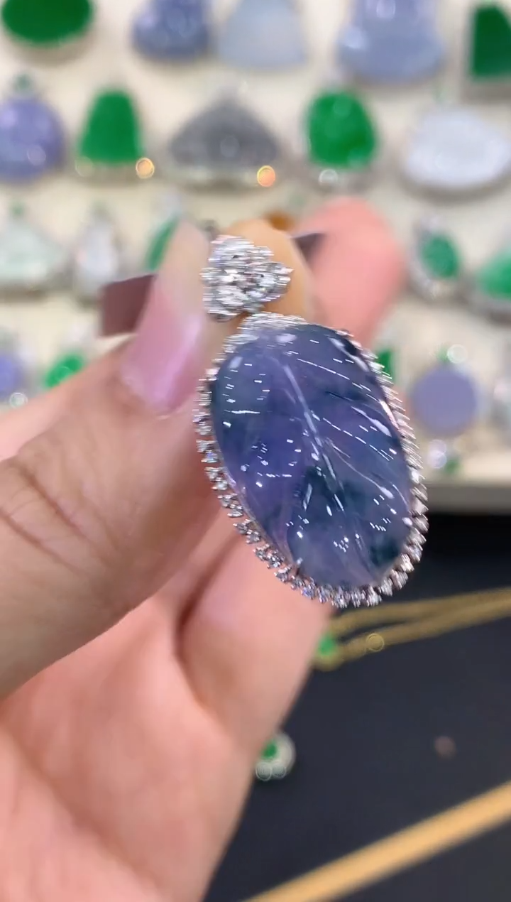 【闪购商品】翡翠吊坠(不含链)18K金镶嵌b157    有色差