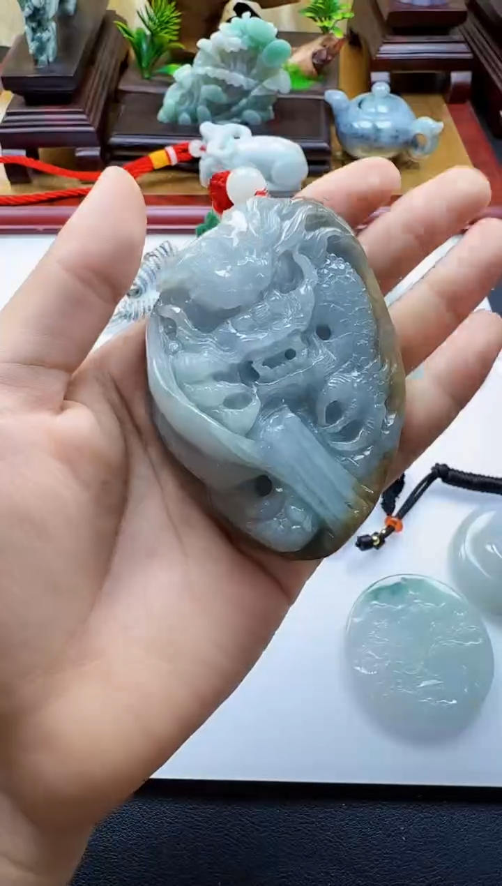 吊坠(不含链)未镶嵌翡翠1