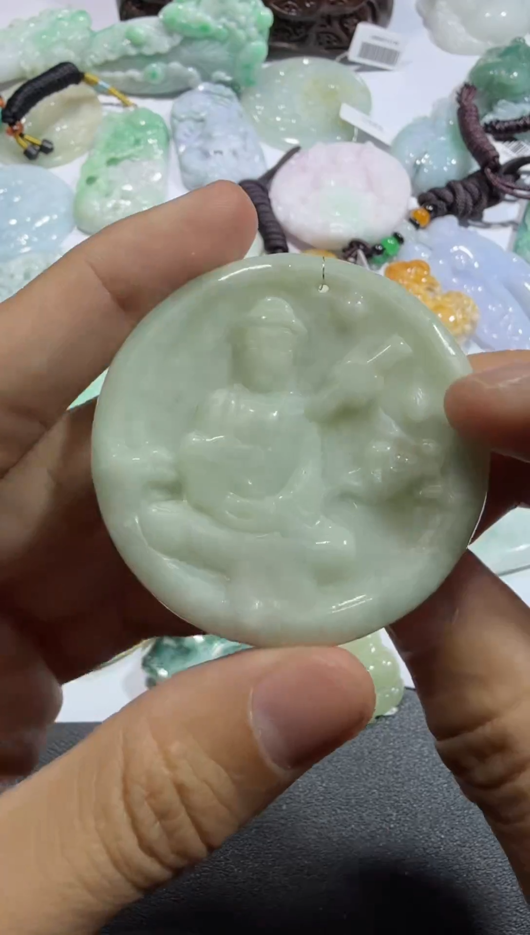 【闪购商品】翡翠颈饰未镶嵌00010679