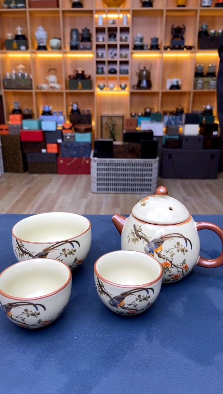 【闪购商品】撤柜好货，价格随便开@@ZH1954