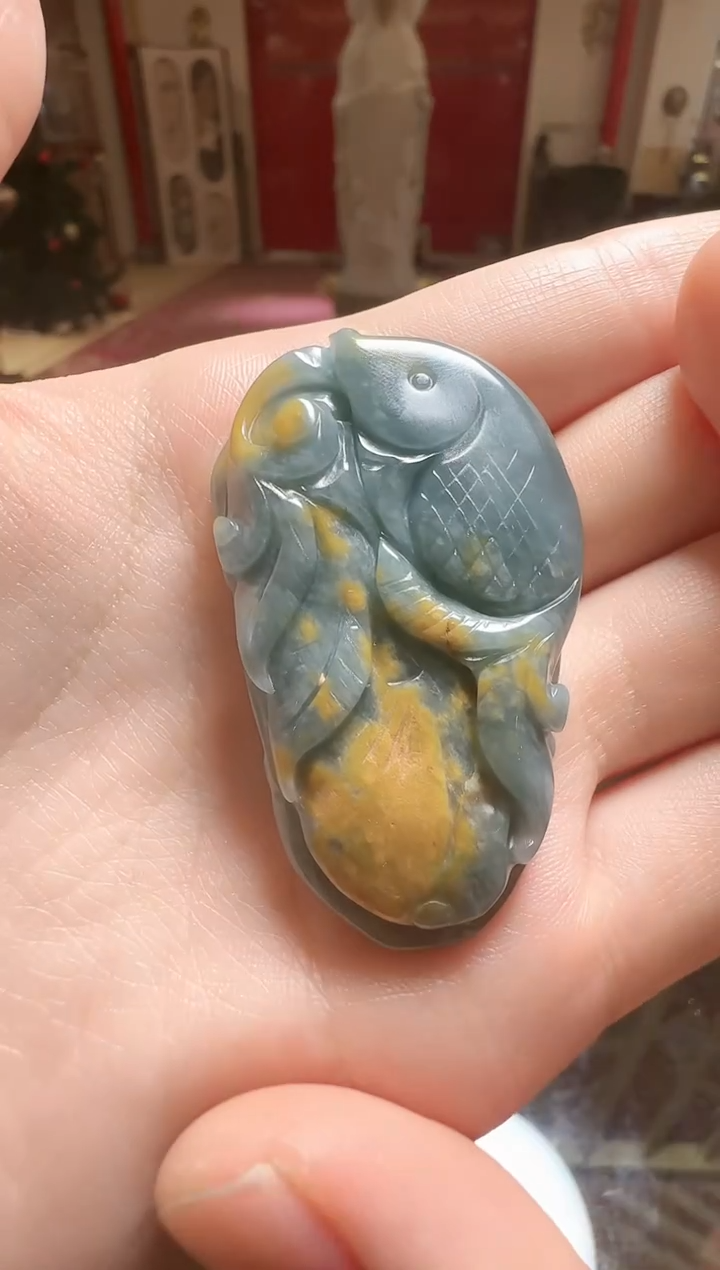 【闪购商品】翡翠吊坠(不含链)未镶嵌翡翠