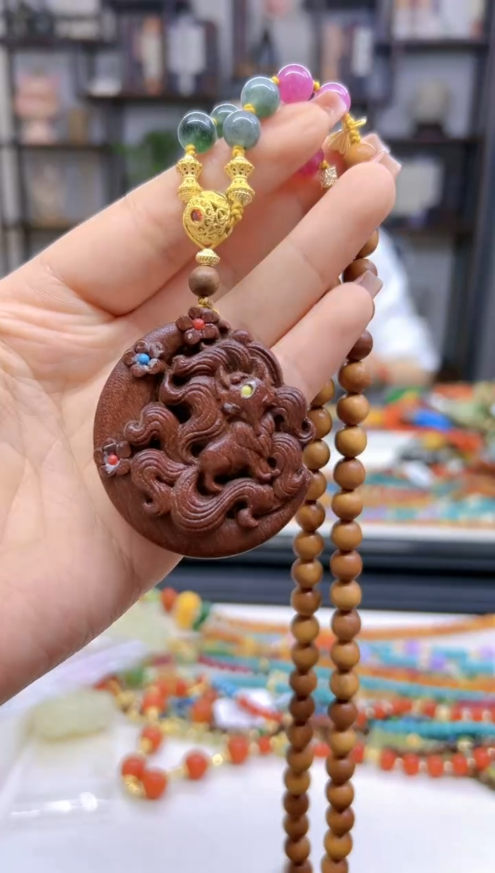 【闪购商品】木制九尾挂件毛衣链M454