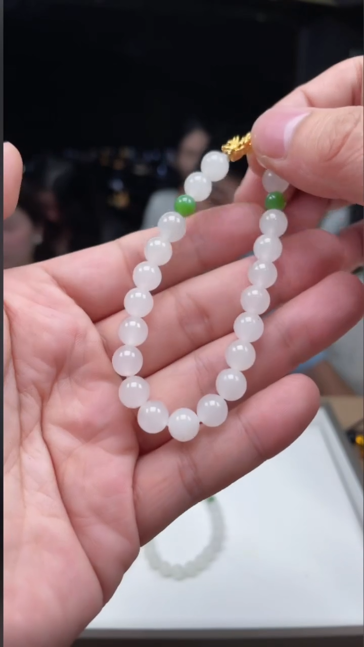 手串未镶嵌和田玉100438-F8-多样性发其一