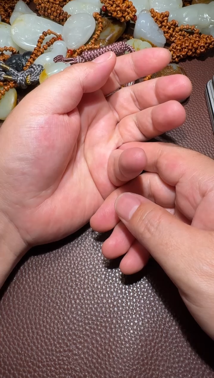 和田玉未镶嵌挂件天*哥和田玉