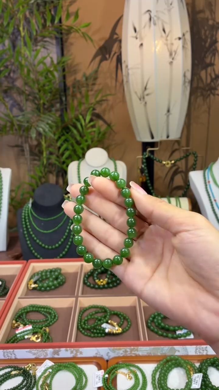 和田玉（碧玉）未镶嵌颈饰8mm辣绿微矿单圈