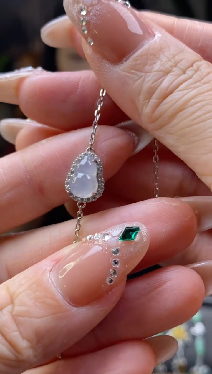 颈饰银S925镶嵌翡翠净货16652