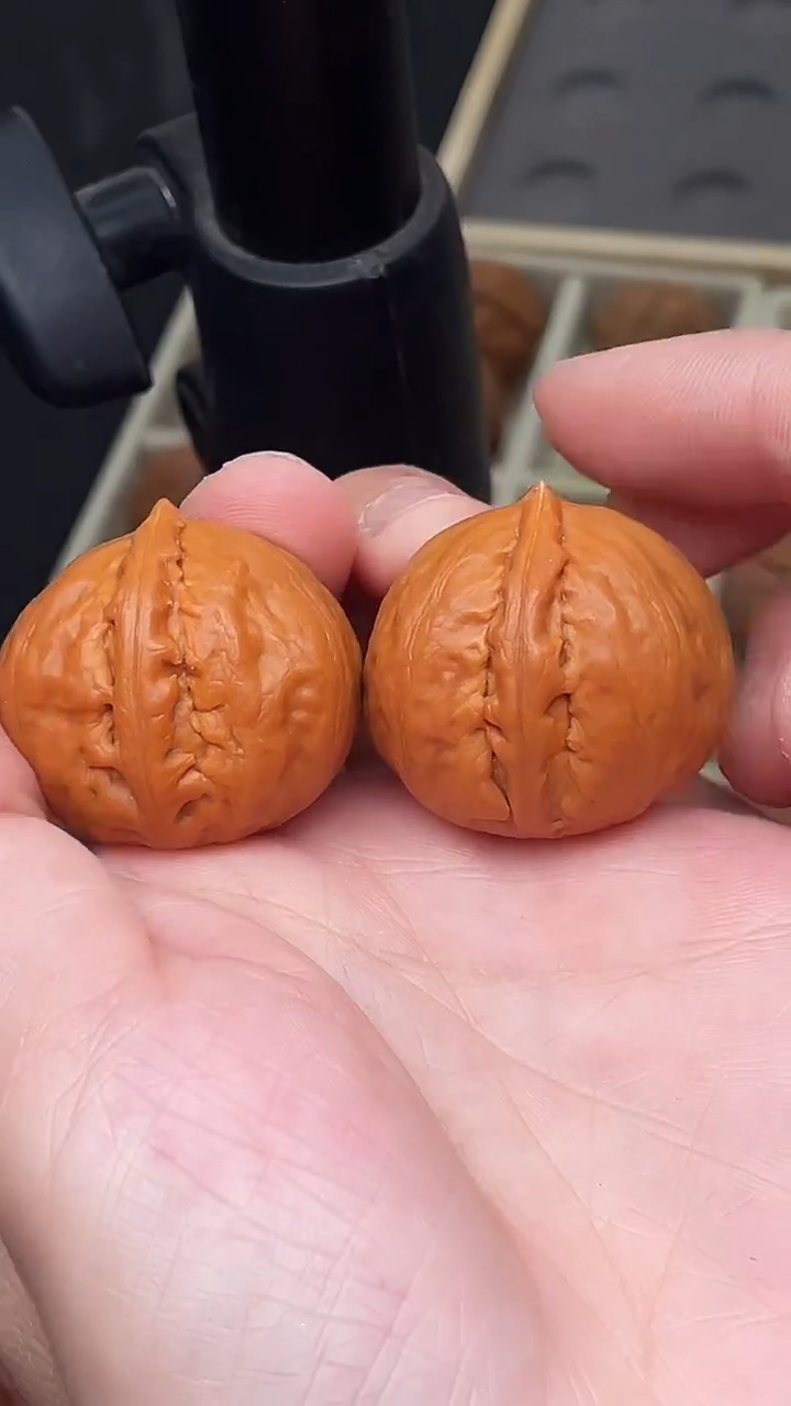 把件文玩核桃蜜蜡