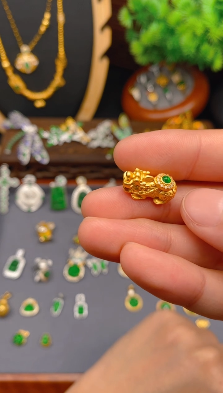 【闪购商品】翡翠吊坠(不含链)银S925镶嵌貔貅潘多拉