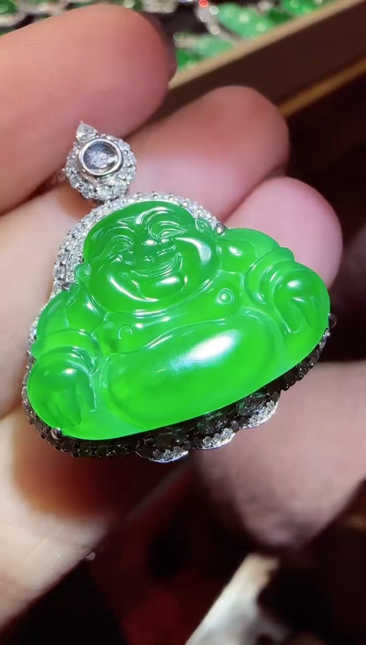 【闪购商品】翡翠吊坠(不含链)18K金镶嵌佛公