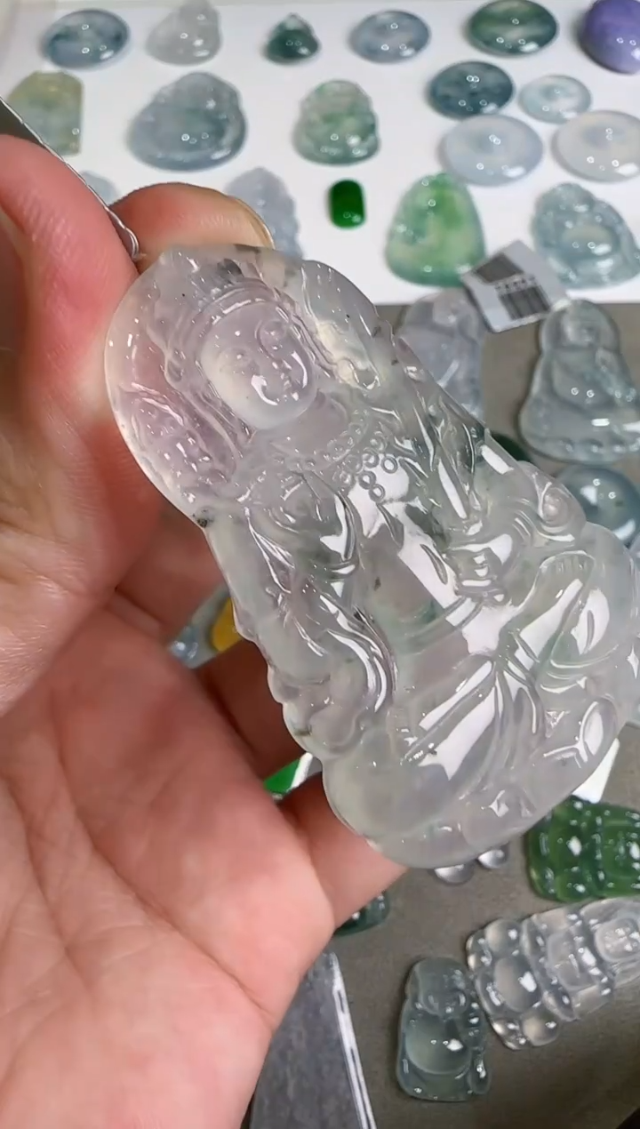 吊坠(不含链)未镶嵌翡翠.