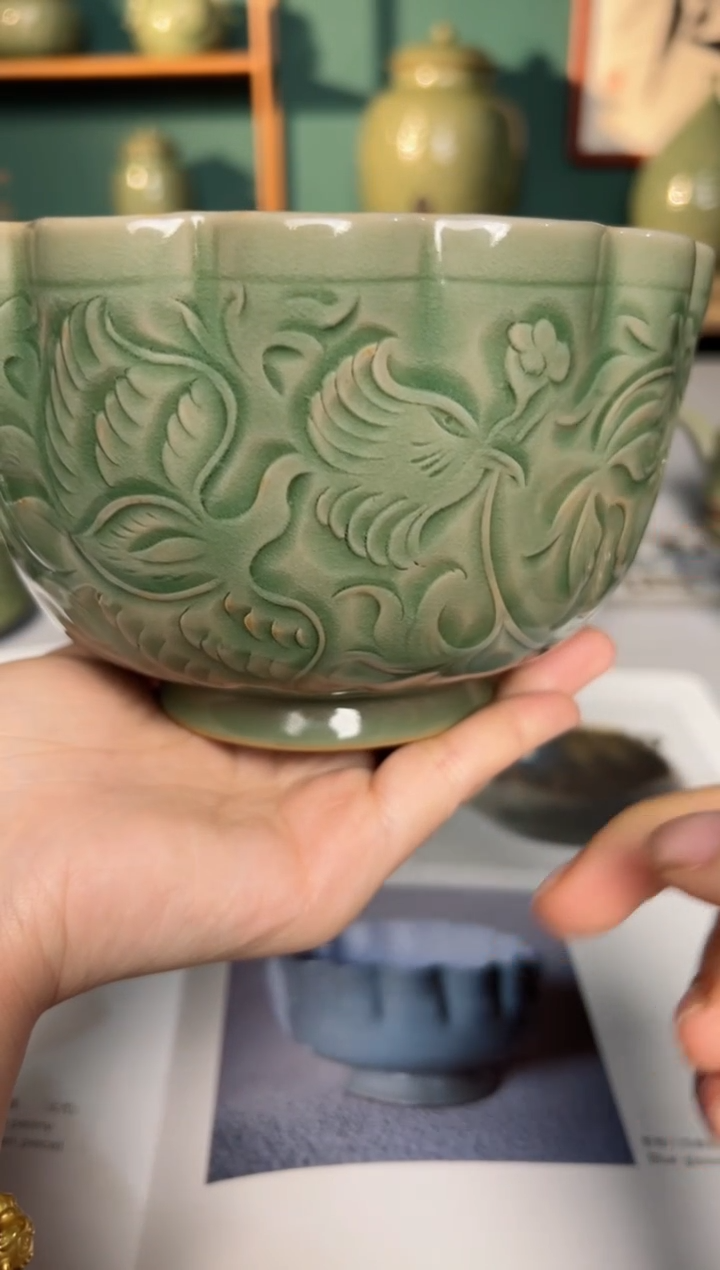 【闪购商品】其他耀州窑纯手工凤衔牡丹十四曲纹花口碗