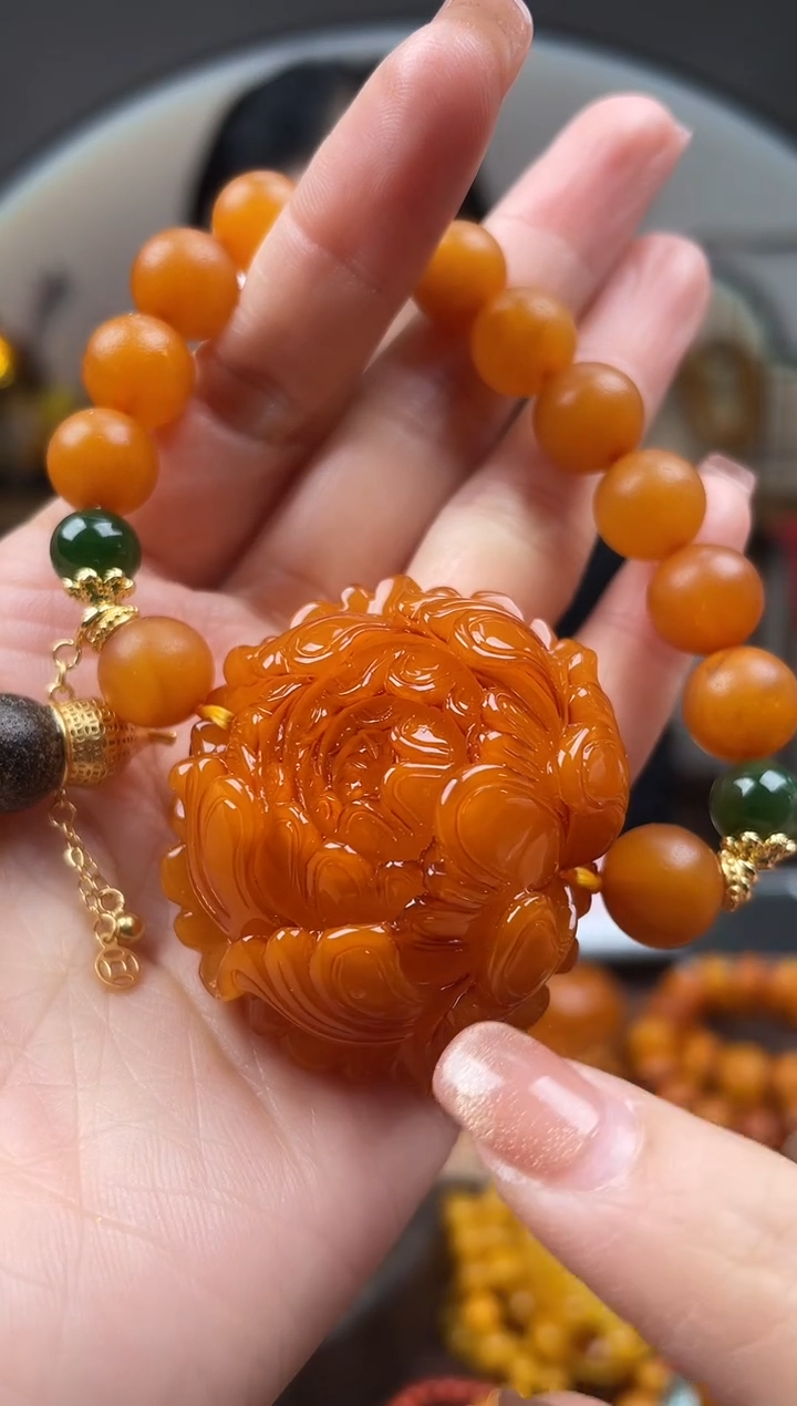 【闪购商品】琥珀裸石未镶嵌首饰 假1赔4 （多样性发货1件