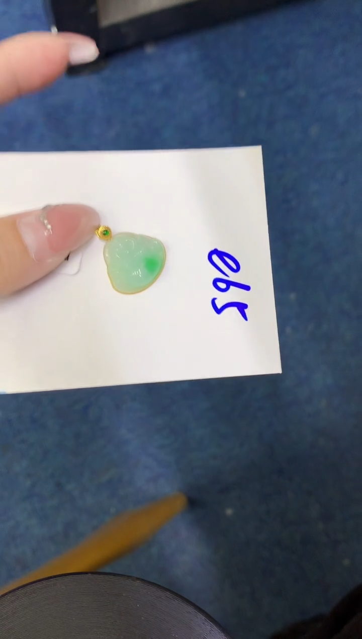 【闪购商品】翡翠颈饰18K金镶嵌000000000000