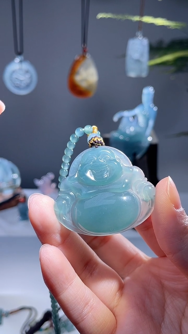 颈饰未镶嵌翡翠佛公