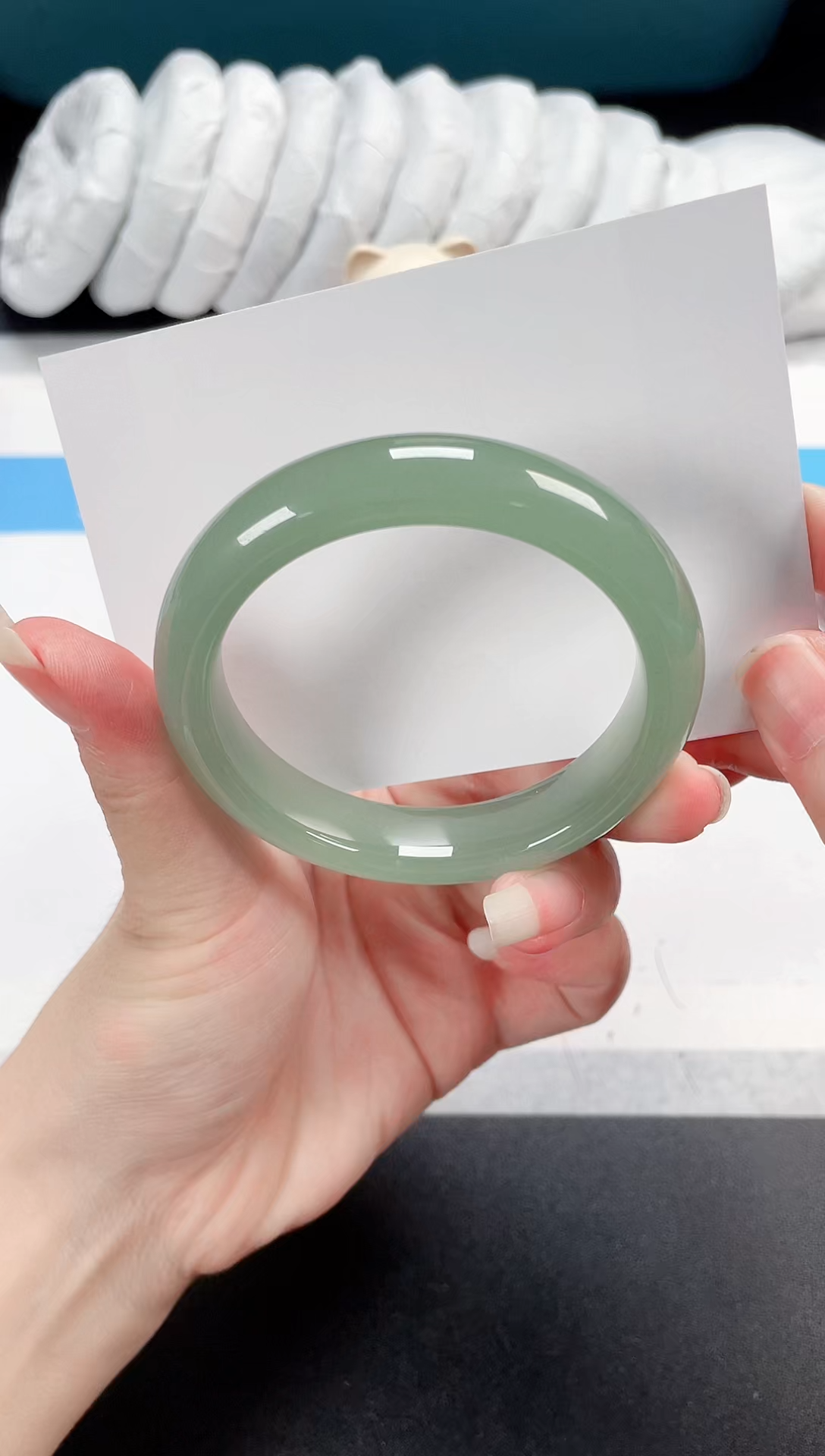 石英质玉手镯未镶嵌109-54.3