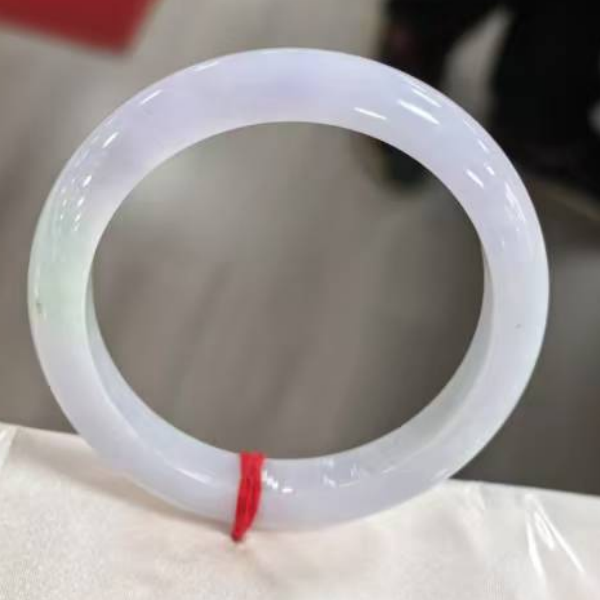 纯天然缅甸翡翠春彩手镯