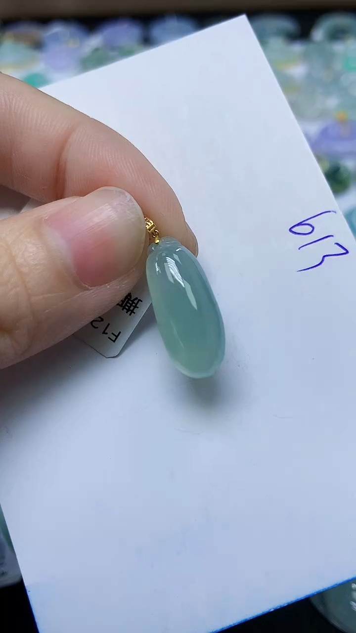 翡翠18K金镶嵌颈饰天然自然緬甸A貨翡翠