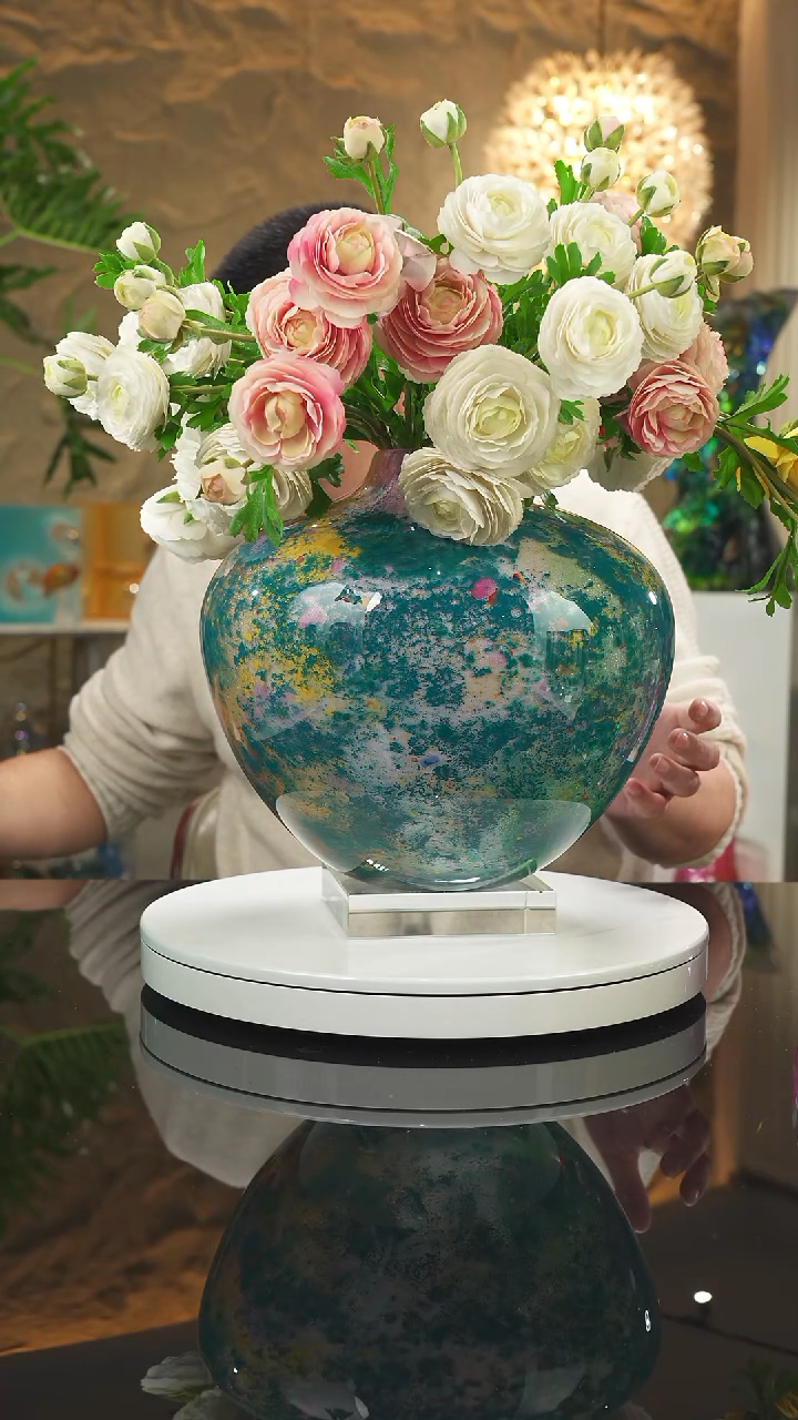 【闪购商品】摆件设计款花瓶摆件带底座