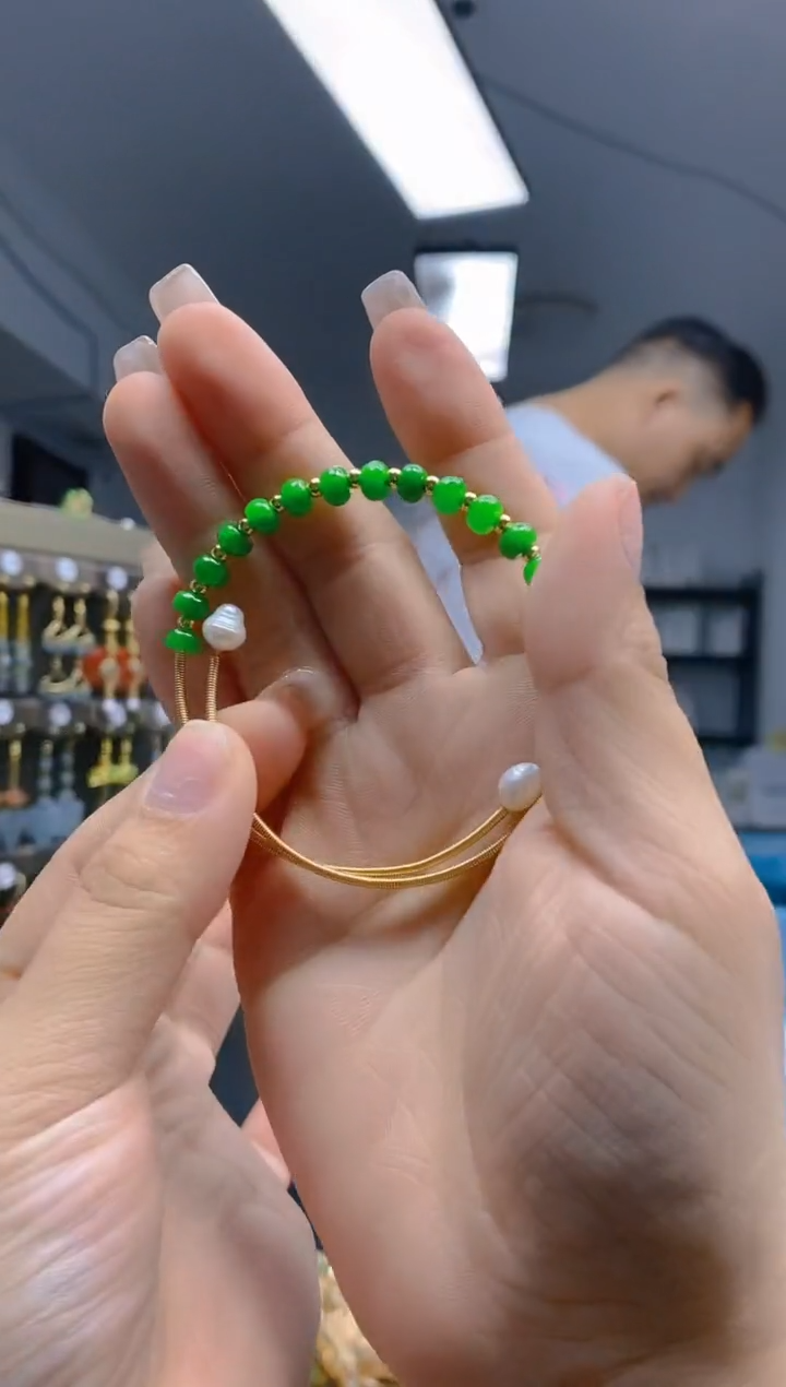 【闪购商品】翡翠耳饰合金463翡翠手镯