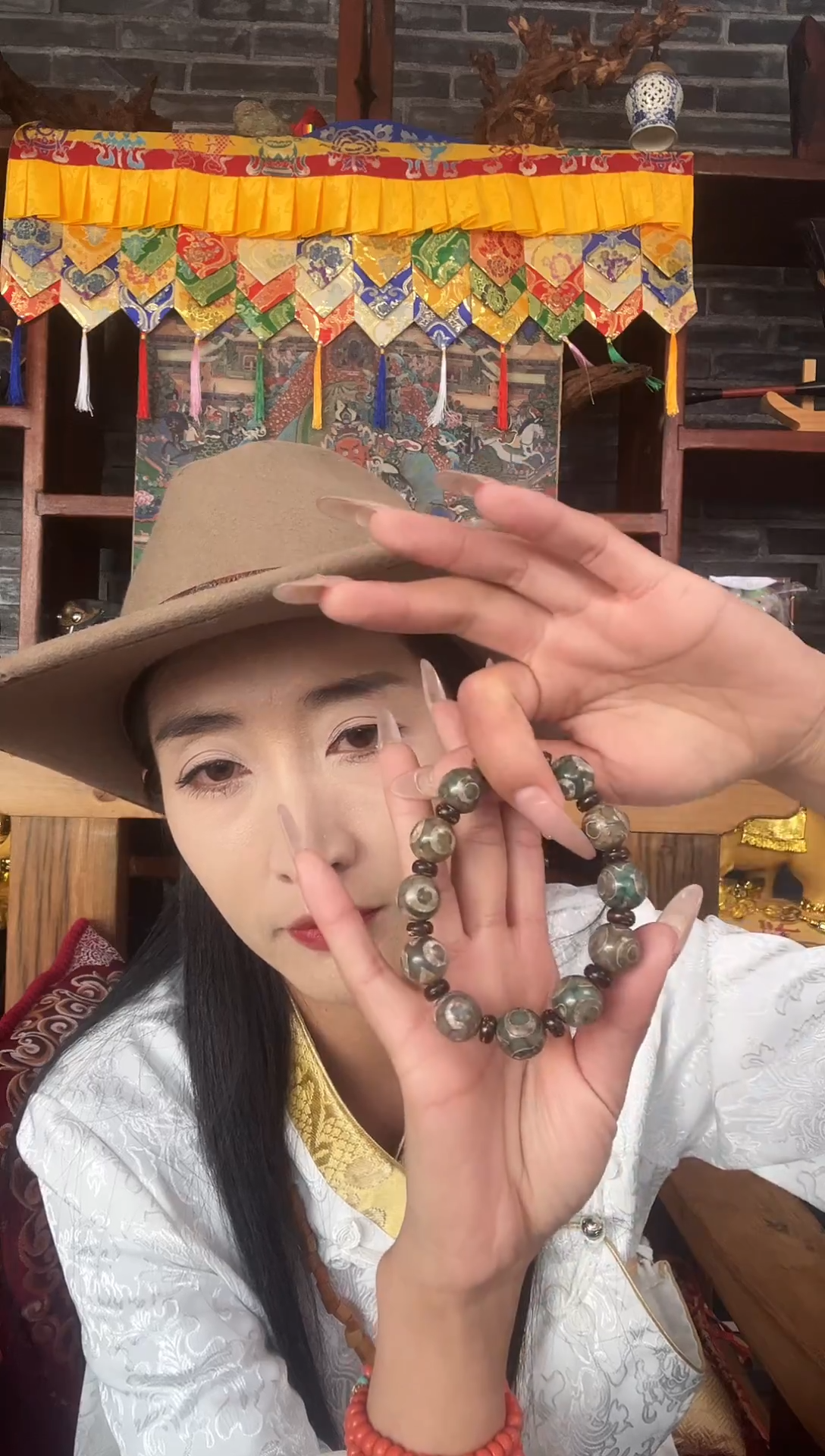 非金属无藏式风格名族首饰珠珠手串