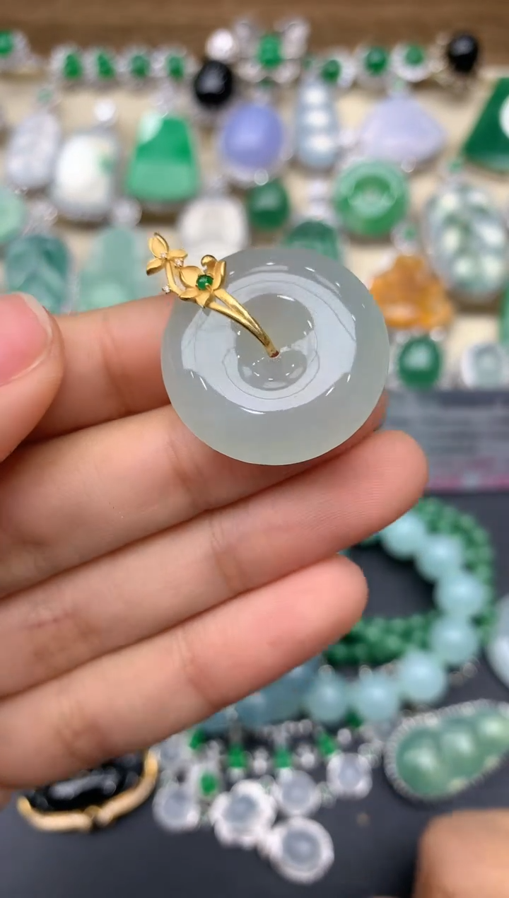 【闪购商品】翡翠颈饰18K金镶嵌142-中国好珍宝