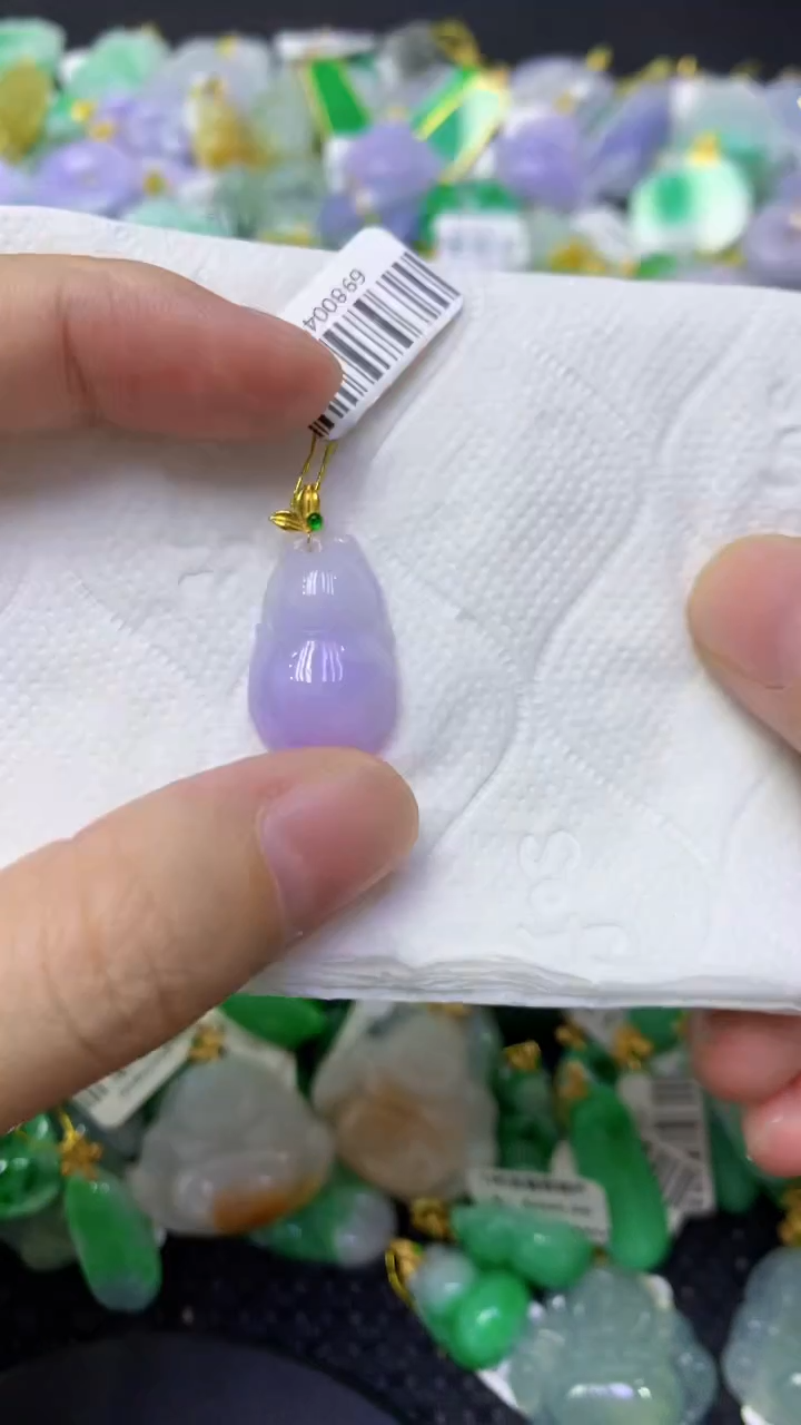 颈饰18K金镶嵌翡翠天然缅甸翡翠A货