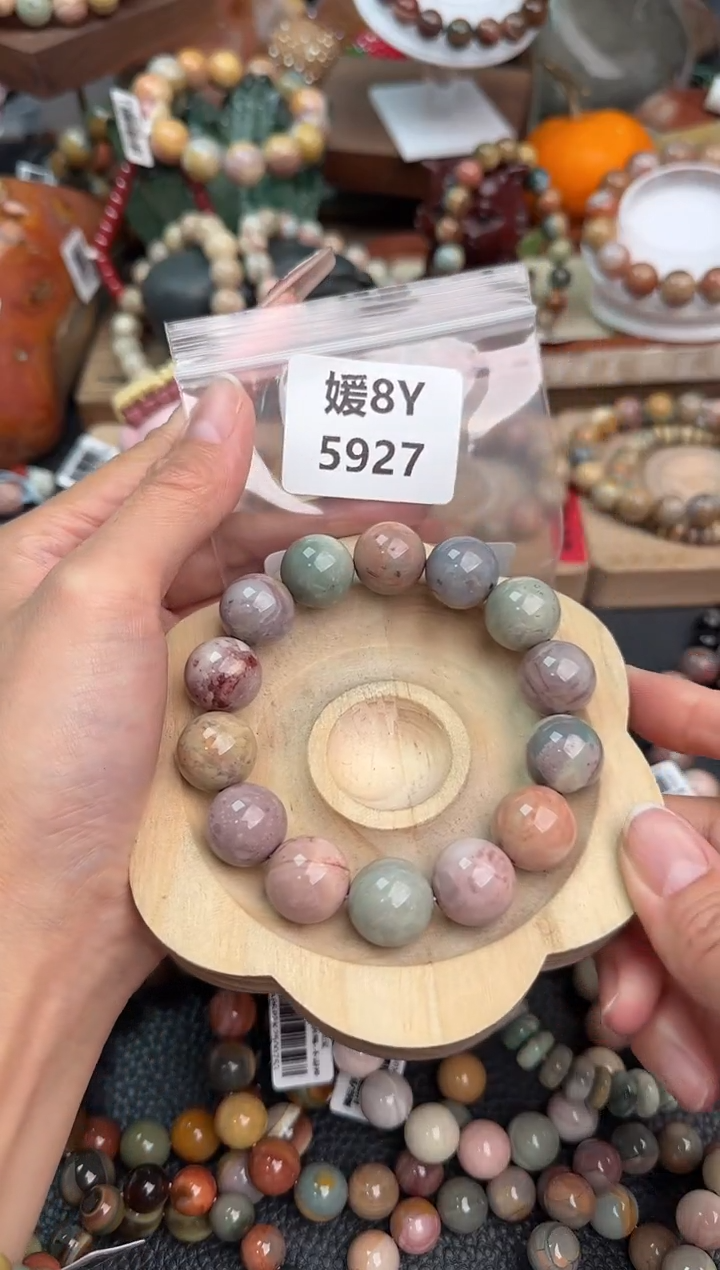 【闪购商品】石英质玉手链未镶嵌8Y5927