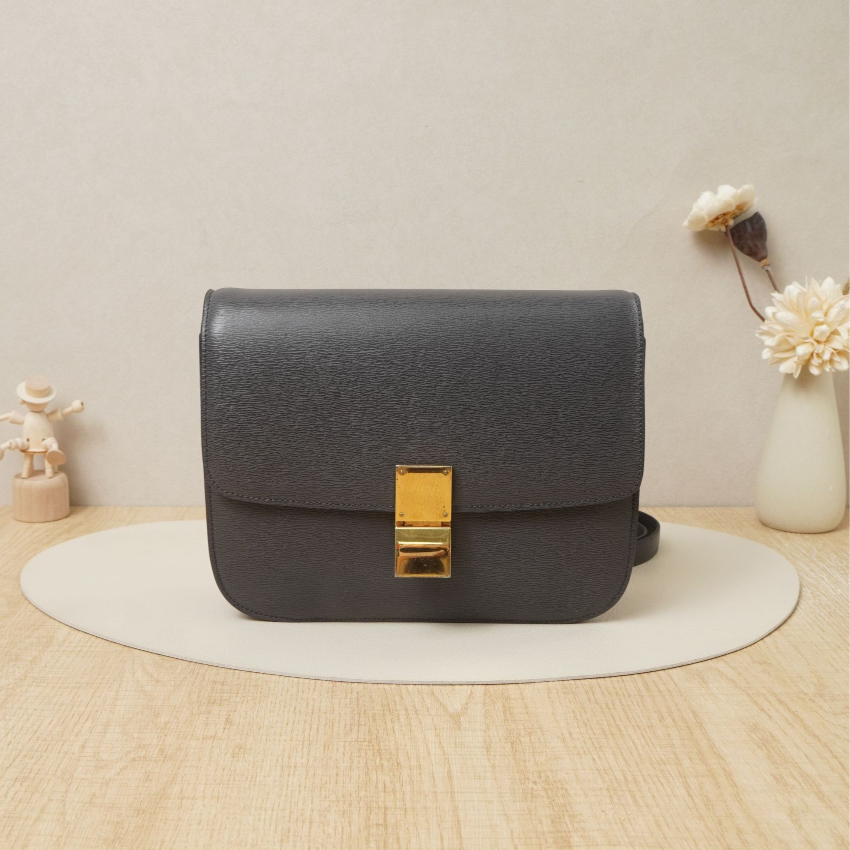 95新 Celine/思琳 赛琳box中号灰色牛皮/DS200975