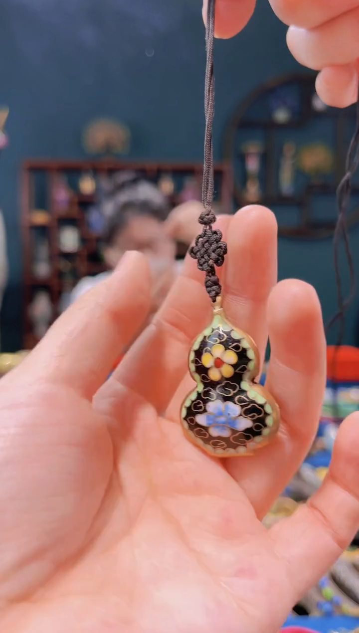 【闪购商品】非遗景泰蓝葫芦吊坠黑色