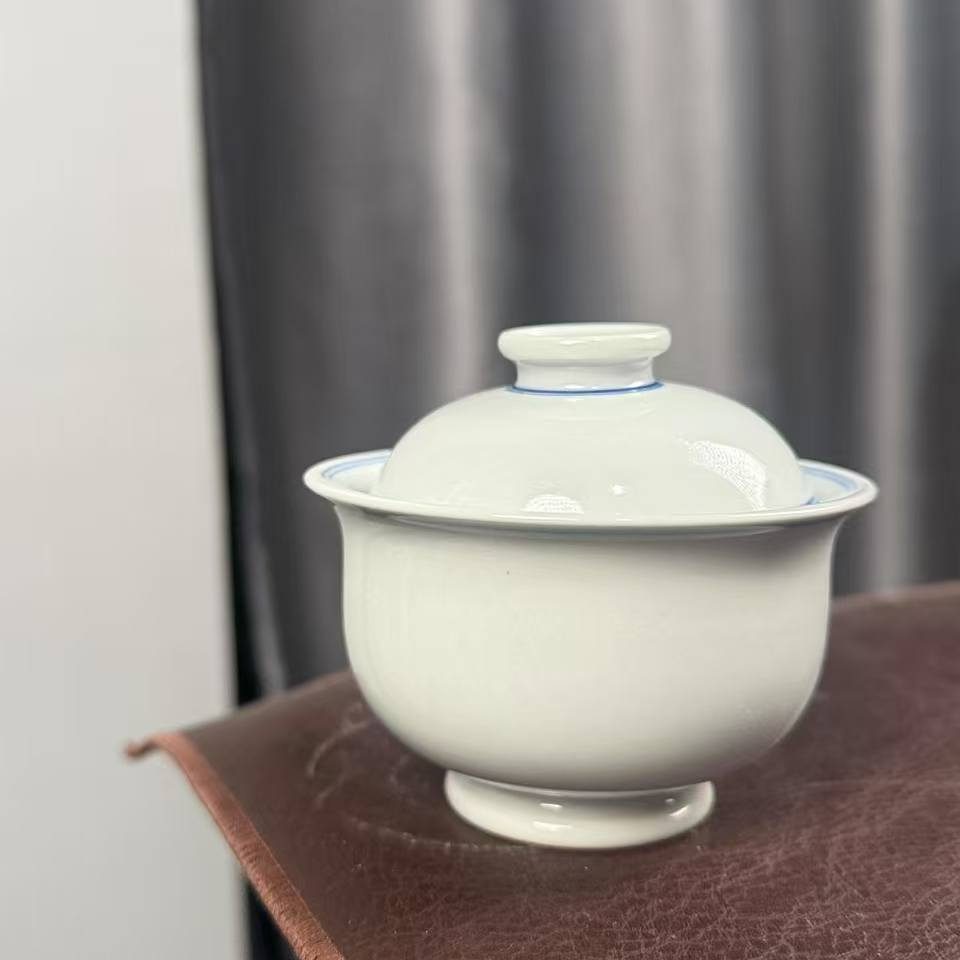 柴窑有瑕疵素胎盖碗100cc