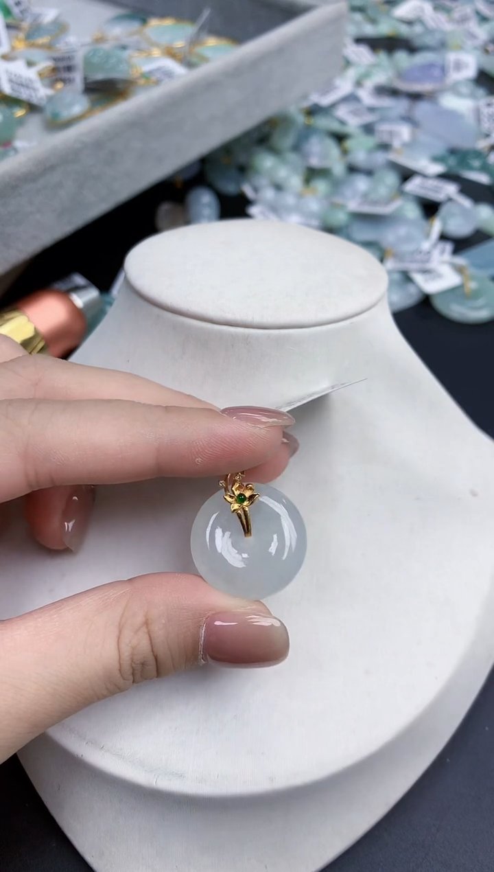 【闪购商品】翡翠颈饰18K金镶嵌天然缅甸翡翠A货