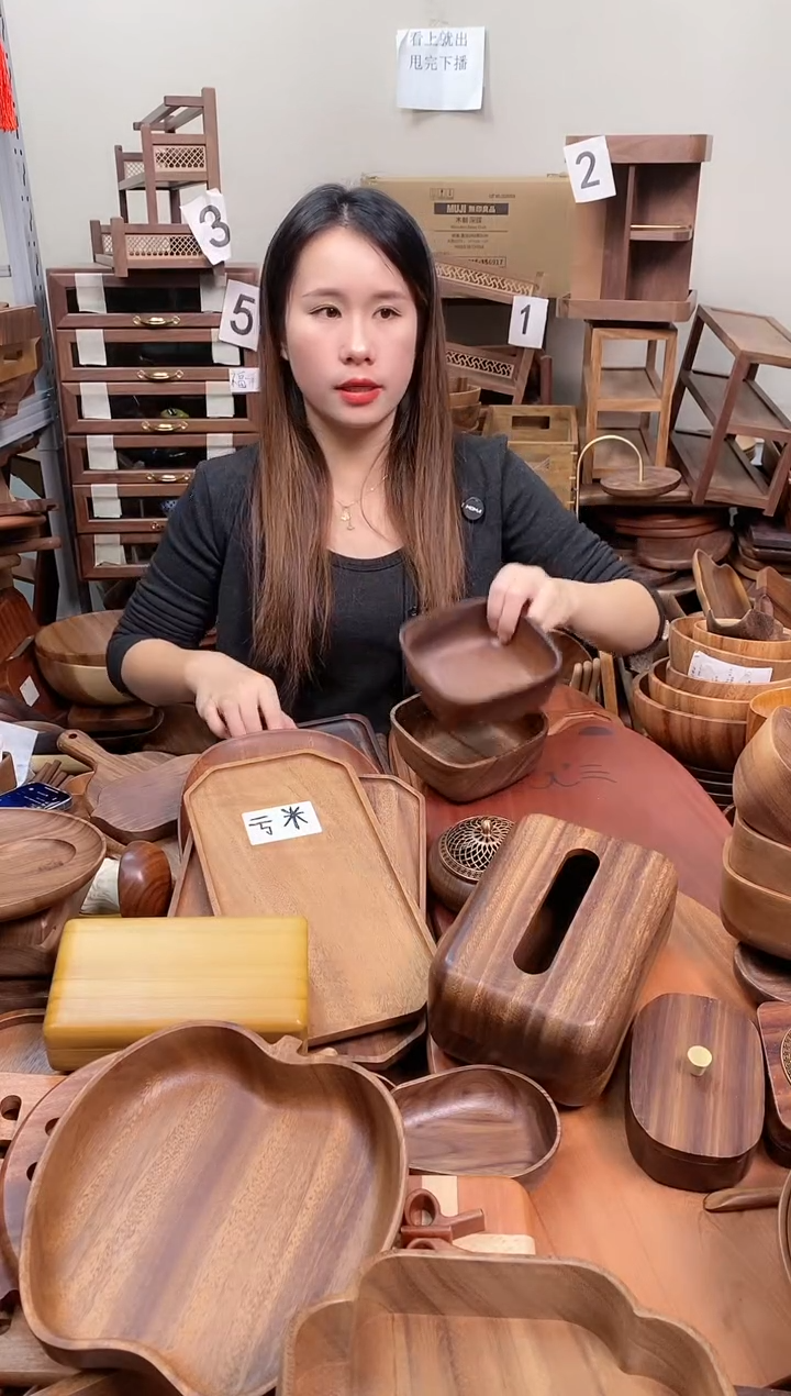 木  南美胡桃木正方砵13*5.5cm  