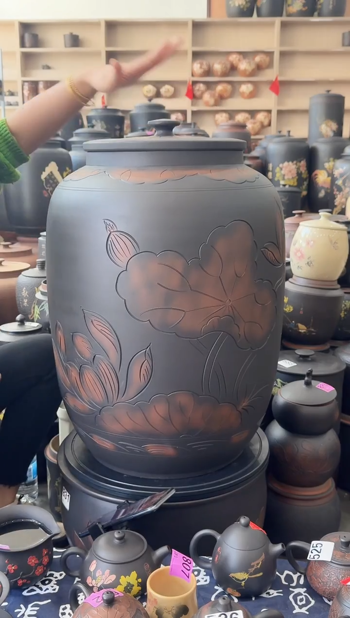 罐瑕疵茶缸高60cm荷花  119