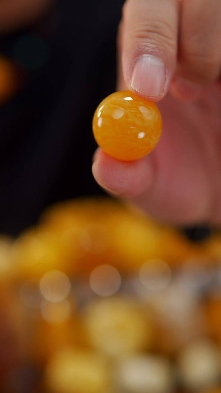 未镶嵌颈饰蜜蜡7焦皮料圆珠23.1mm