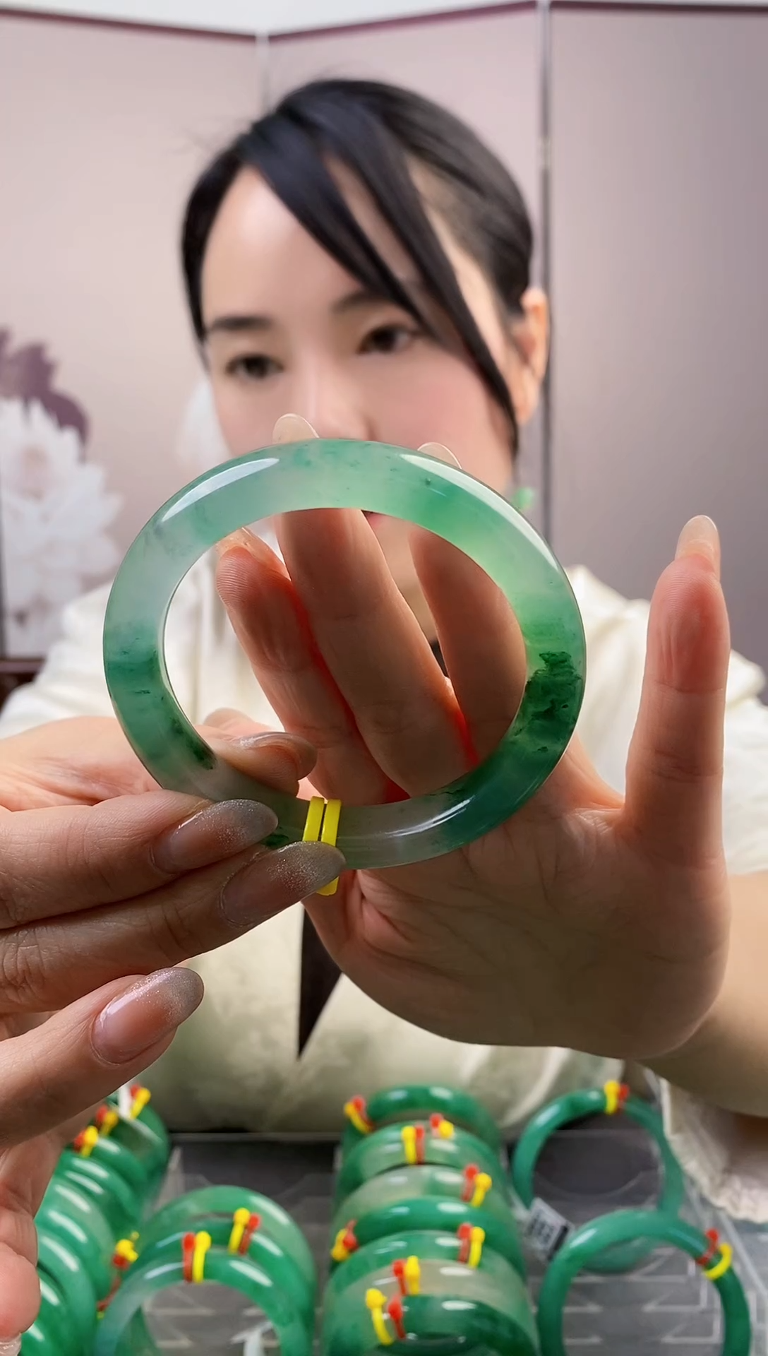 【闪购商品】石英质玉手镯未镶嵌88