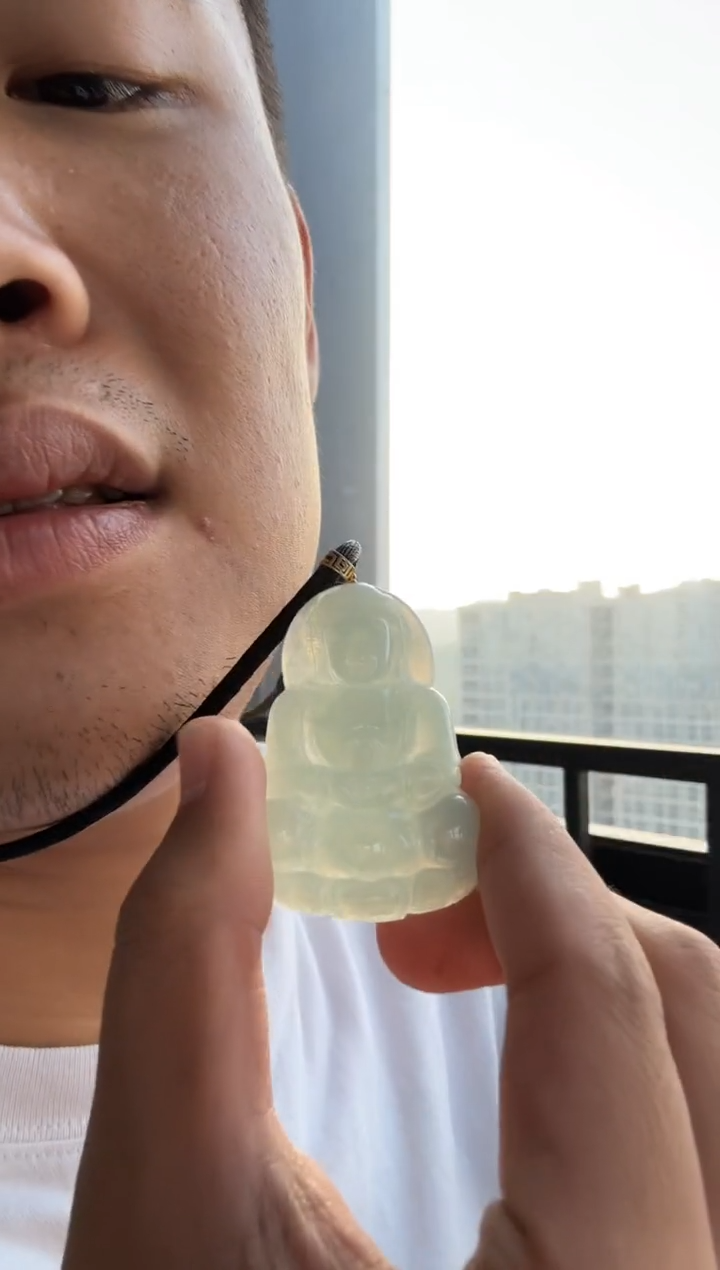 颈饰18K金镶嵌翡翠淡***笑天然翡翠A货孤品一件