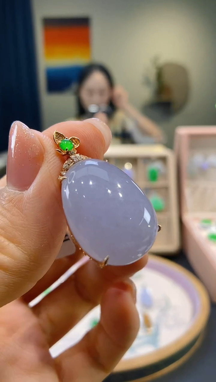 【闪购商品】翡翠18K金镶嵌吊坠(不含链)蛋面