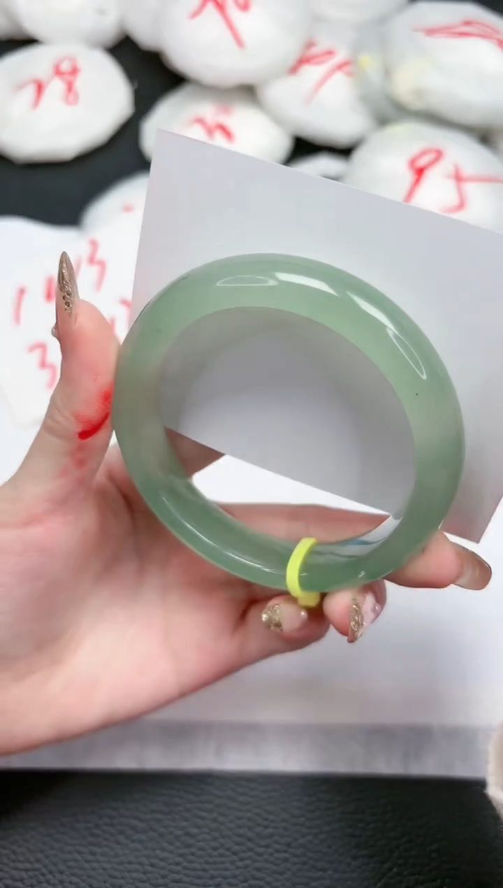 【闪购商品】石英质玉手镯未镶嵌329-60.3