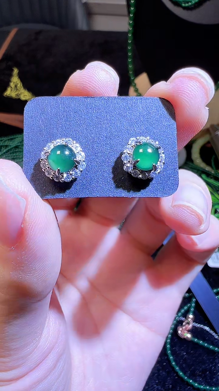 翡翠未镶嵌耳饰天然a货翡翠成品多样性发其一