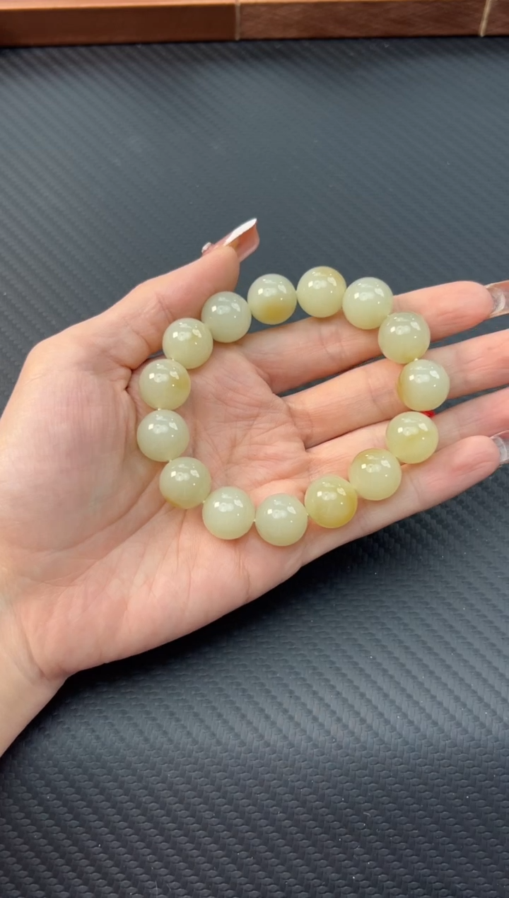 【闪购商品】和田玉手串未镶嵌且末金山微色差卡14手串