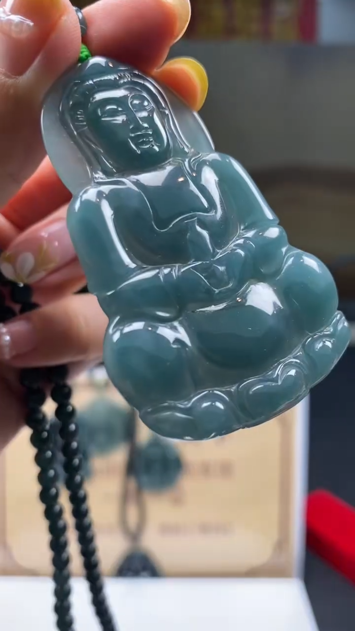 翡翠未镶嵌颈饰********30