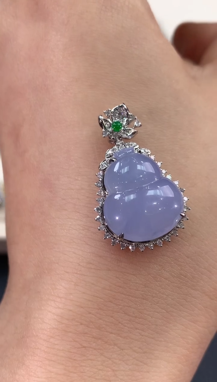 【闪购商品】翡翠吊坠(不含链)18K金镶嵌B247有色差