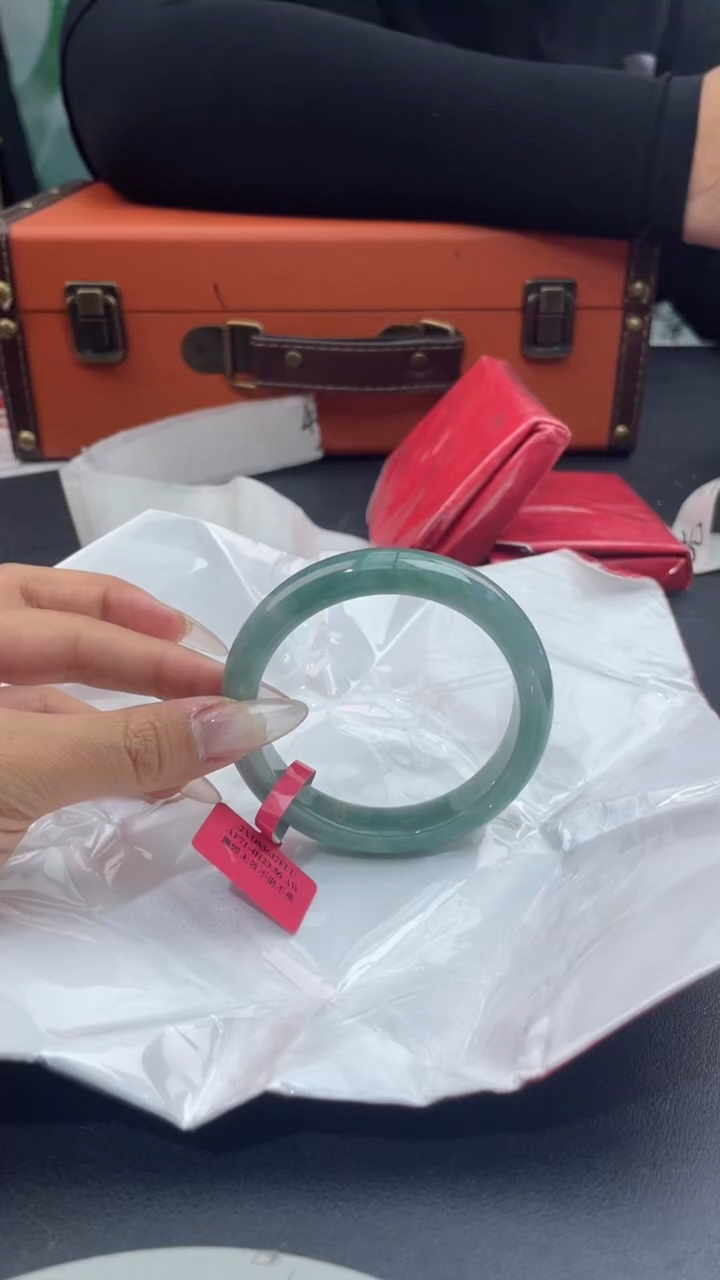 【闪购商品】翡翠手镯未镶嵌10翡翠手镯