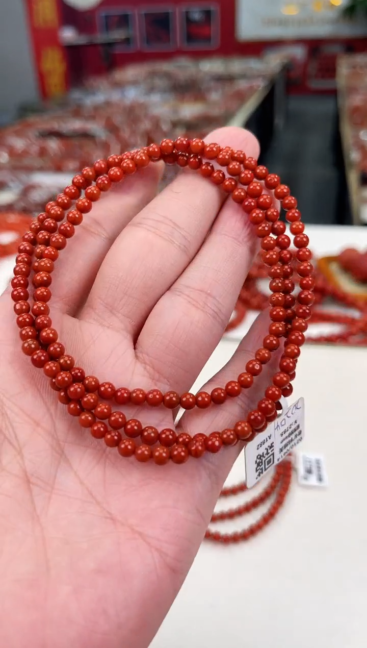 南红玛瑙瓦西多圈4+未镶嵌一个/条