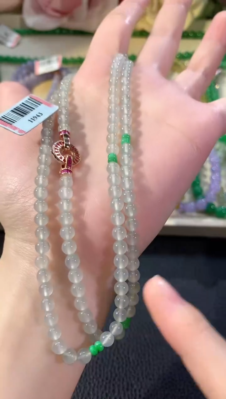 颈饰未镶嵌翡翠冬日珠宝E182