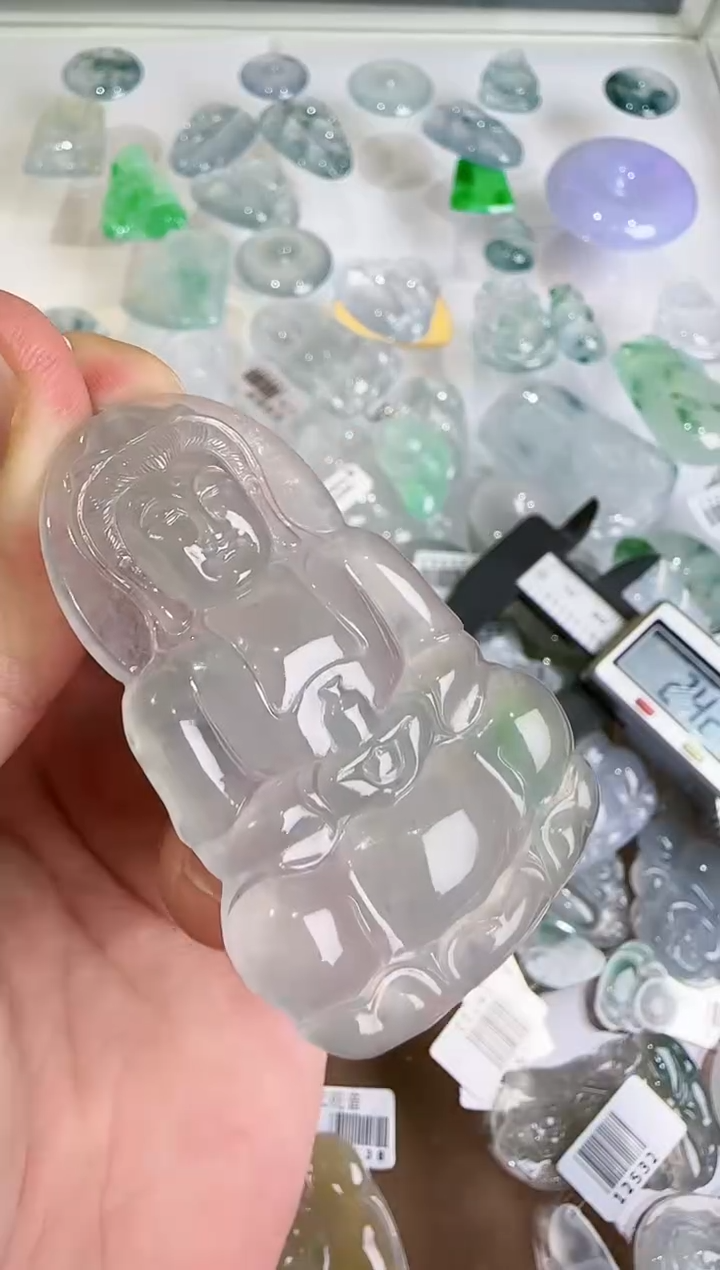 【闪购商品】翡翠吊坠(不含链)未镶嵌 