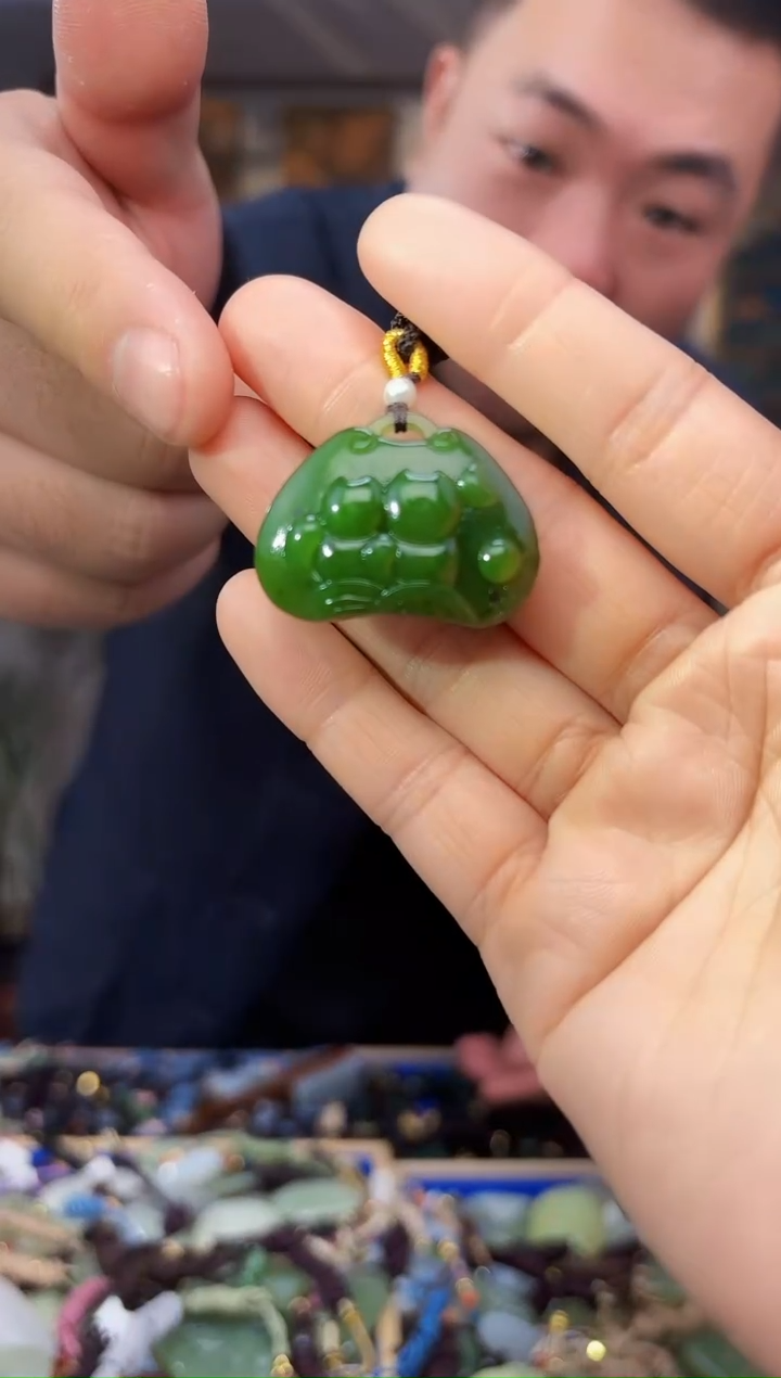 【闪购商品】和田玉颈饰未镶嵌拍一发一