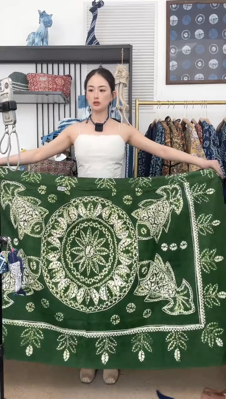 【闪购商品】年年有鱼白族非遗手工扎染裹裙90cm