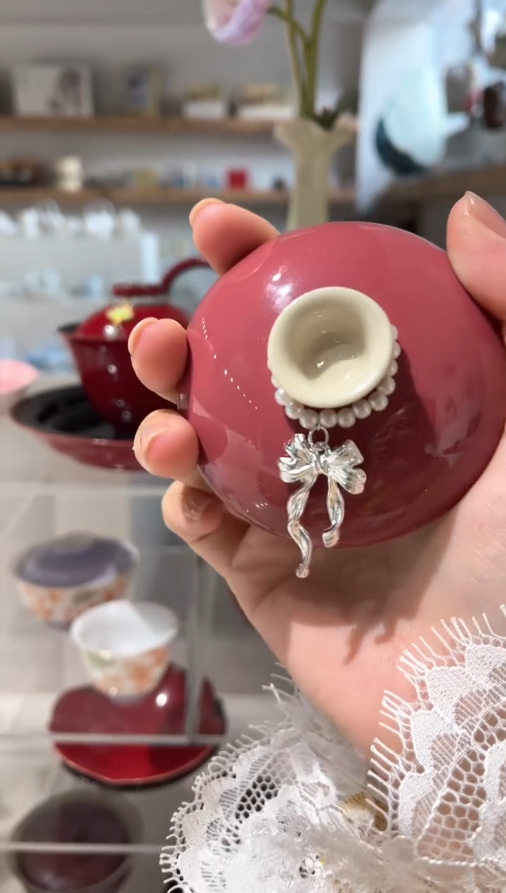 【闪购商品】提溜 蝴蝶结 哈哈哈哈哈