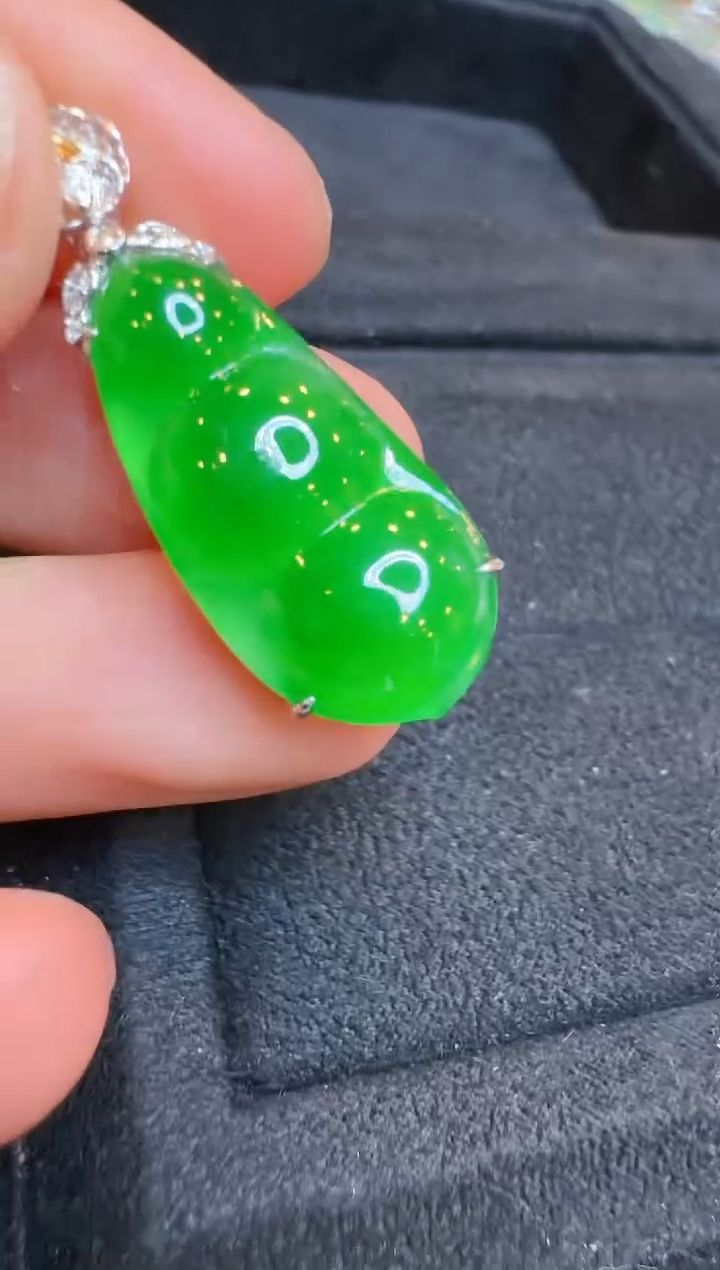 【闪购商品】翡翠吊坠(不含链)18K金镶嵌多样性团购发一件